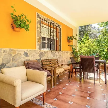 Сasa de vacaciones 6 Bedroom Gorgeous In