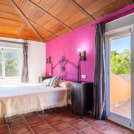 Vakantiehuis 6 Bedroom Gorgeous In *