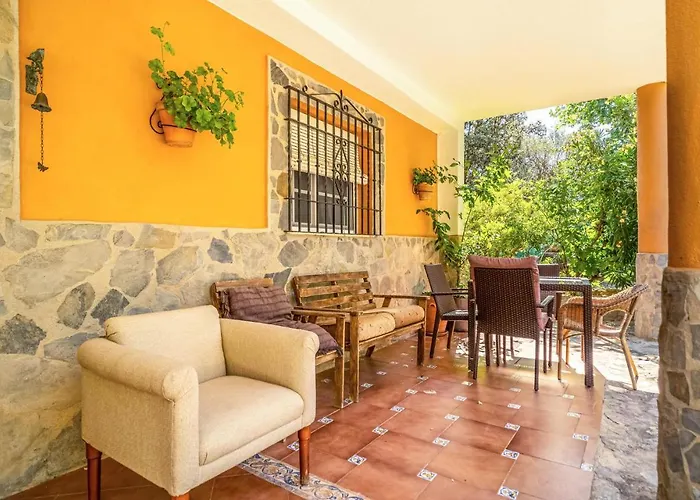 בית נופש 6 Bedroom Gorgeous In