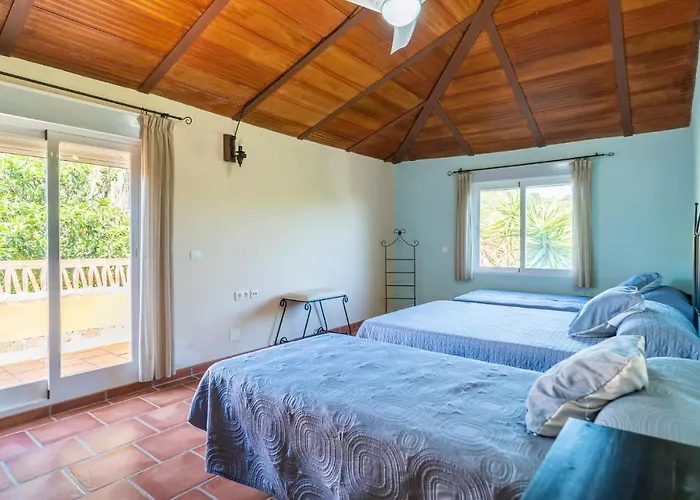 6 Bedroom Gorgeous In Дом отдыха Ронда